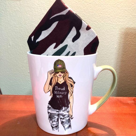 Proud Military Wife 18 oz Mug Camouflage Bandana and Drink Coaster GIFT SET - Picture 4 of 13